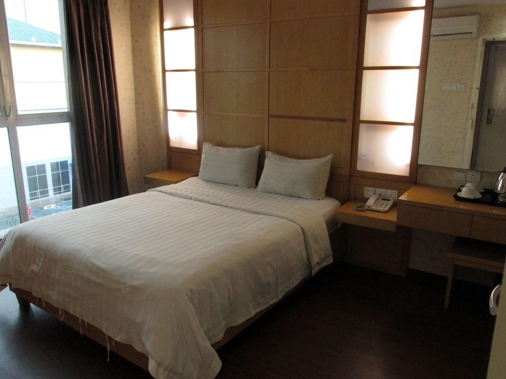 Hotel 99 Bandar Puteri Puchong Eksteriør billede